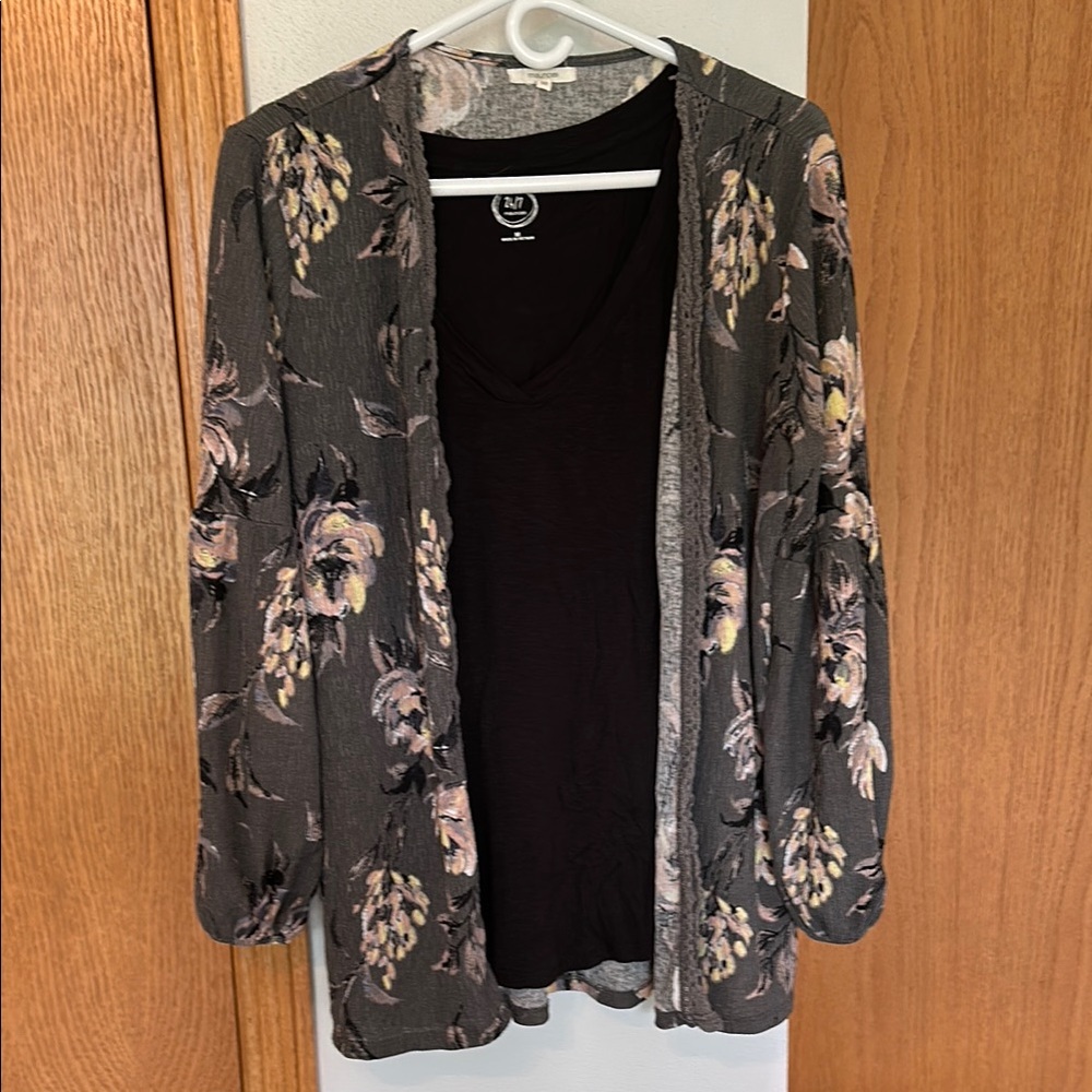 Maurices Floral Gray and Black Tunic Top